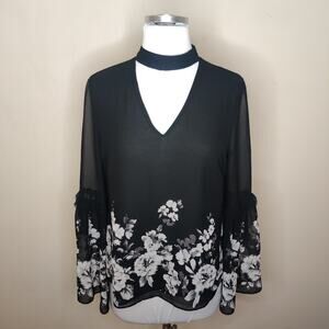 White House Black Market Floral Blouse Flared Sleeve